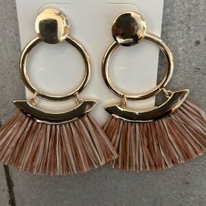 Bohemian gold /taupe rattan earrings pierced